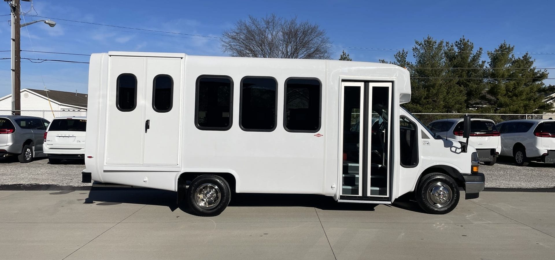 2024 Chevy Diamond VIP2200