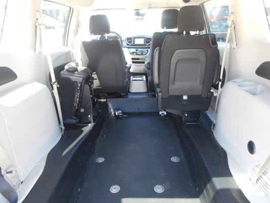 2025 Chrysler Pacifica Select Safety Sphere BraunAbility XT Power Folding Ramp backseats.