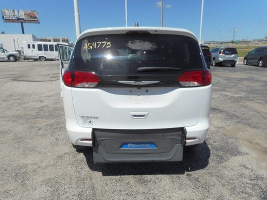 Rear view of 2023 Chrysler rear entry.