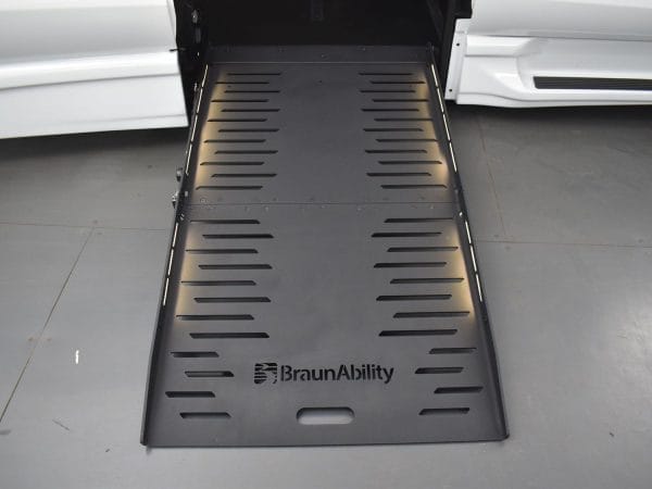 wav-2C4RC1BG3SR570906-10 wav-2C4RC1BG3SR570906-10